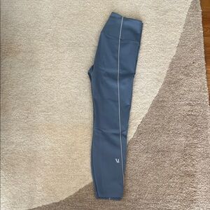 Vuori Slate Blue Leggings with White Accents